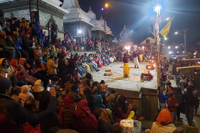 Pashupatinath Evening Aarati: Few Divinely Hours in Kathmandu - Getting there between 4:30 and 5:30 PM