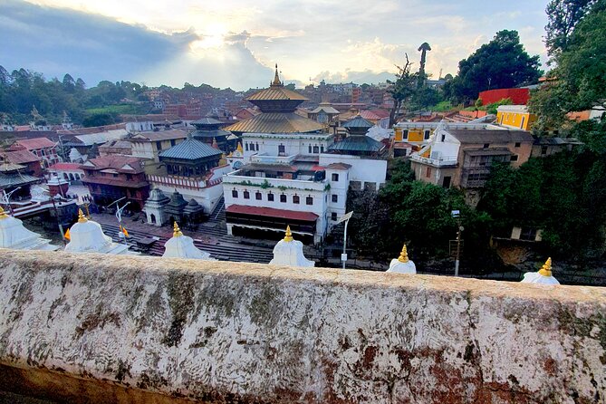 Pashupatinath Temple, Hindu Crematorium and Aarati in-depth Tour - Who should book this experience