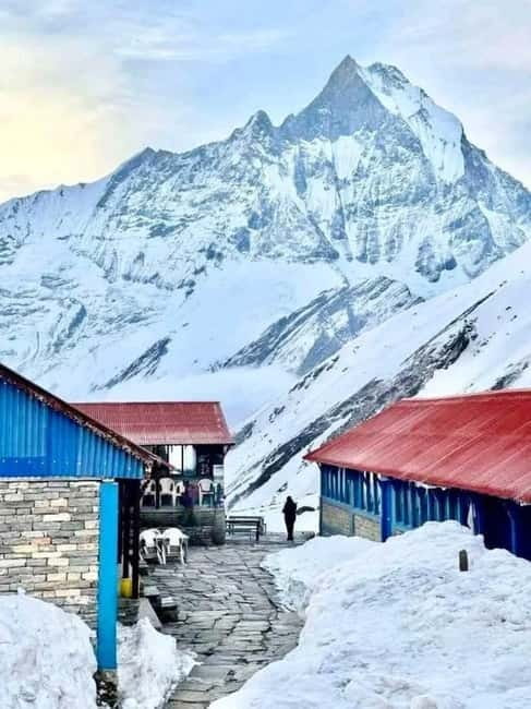 Pkr/Kathmandu: 5-Day Annapurna Base Camp & Hot spring Trek - Day 1: Pokhara to Simrung, then the climb to Sinuwa