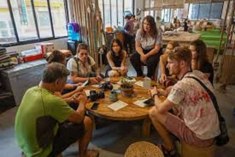 Pokhara: 3 Hour MoMo cooking class - Pickup from Lakeside and the walk to the café