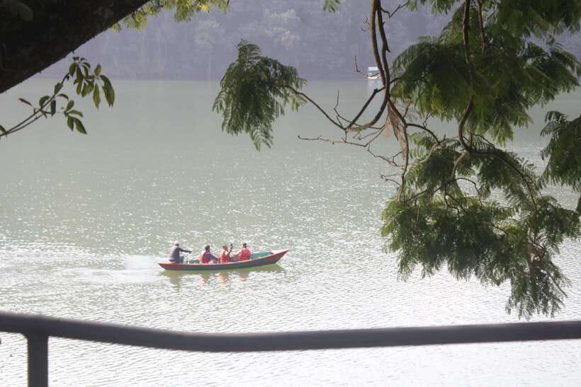 Pokhara: Full-Day Sharing Bus Tour on 7 Iconic Destination - Why this bus tour works for a first day in Pokhara