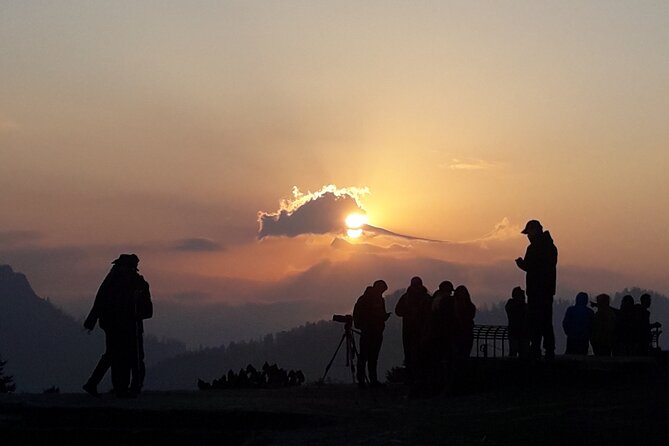 Poon hill Trek 3 days - Sunrise at Poon Hill and the mountain panorama