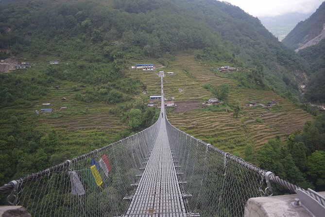 Private 7 - Day Annapurna Base Camp Trekking - Day 1: Chhomrong and the first mountain views