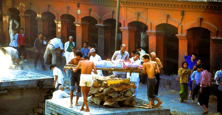 Sacred Pashupatinath: Aarati,Cremation Rites & Boudha Stupa - Seeing cremation rites beside the Bagmati River
