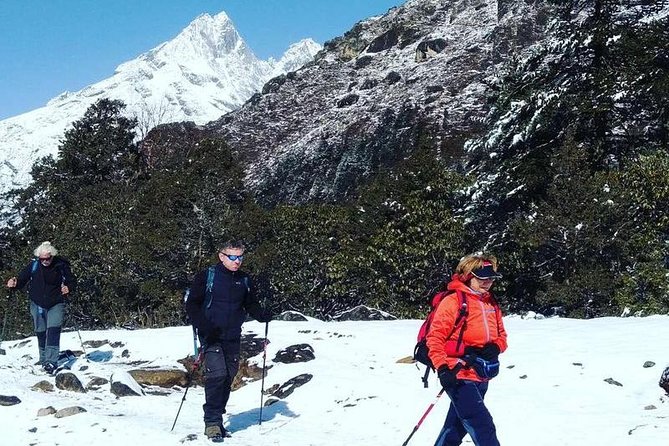 Short Everest Base Camp Trek 10 Days - Day 1: Lukla to Phakding begins with a famous flight